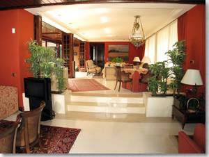 Vista parcial de la zona de recibo